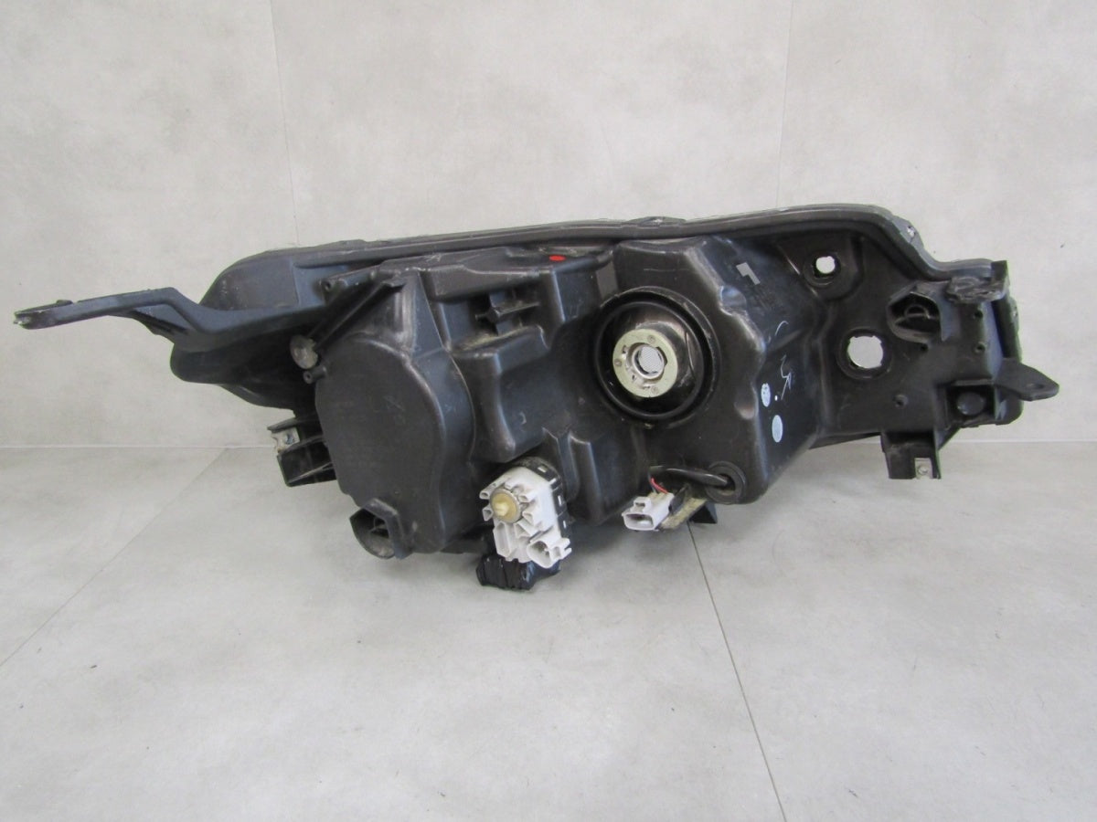 Prednji far SUZUKI VITARA 3 III LED (CZERWONA) 15-18 LH lijevi 100-18095