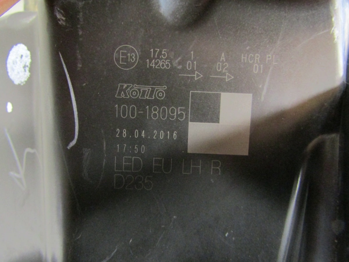 Prednji far SUZUKI VITARA 3 III LED (CZERWONA) 15-18 LH lijevi 100-18095