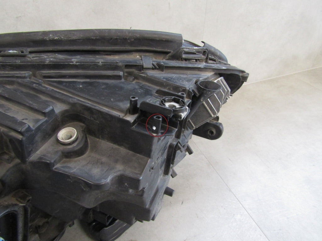 Prednji far MERCEDES GLE 166 LIFT FULL LED ILS 15-19 RH desni