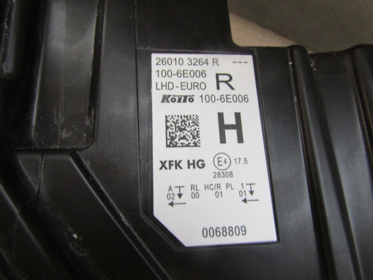 Prednji far RENAULT KANGOO IV 4 LED RH desni 21- 260103264R