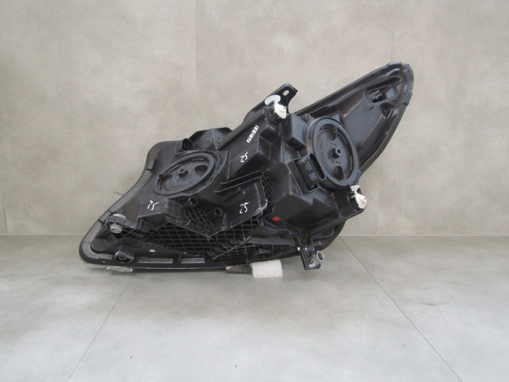 Prednji far MERCEDES V klasa W447 14- halogen RH desni A4479067800
