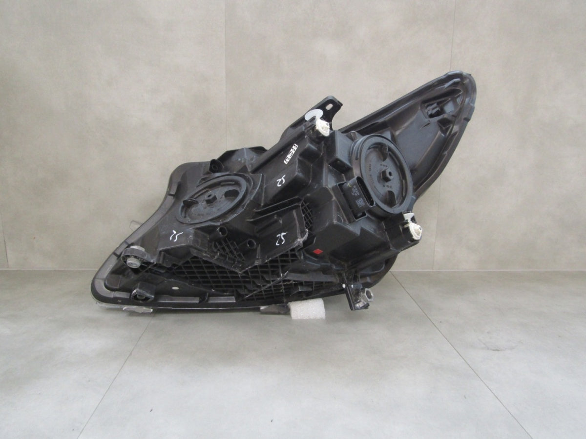 Prednji far MERCEDES V klasa W447 14- halogen RH desni A4479067800
