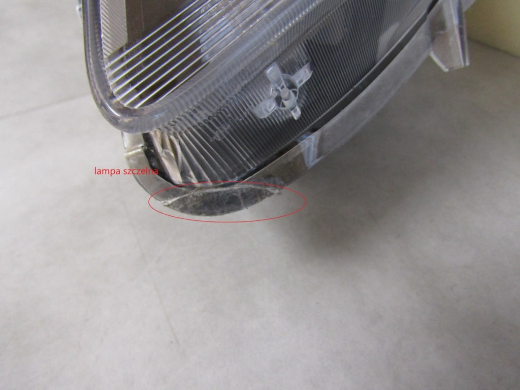Prednji far MERCEDES V klasa W447 14- halogen RH desni A4479067800
