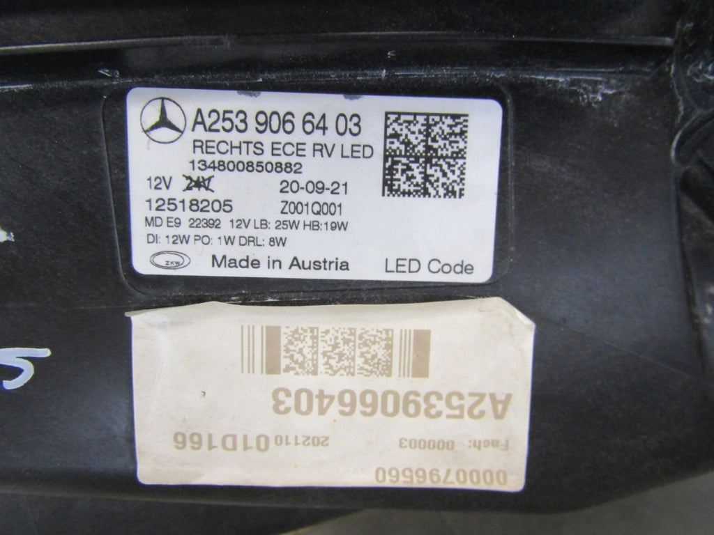 Prednji far MERCEDES GLC W253 LED HIGH PERFORMANCE LIFT 19- RH A2539066403