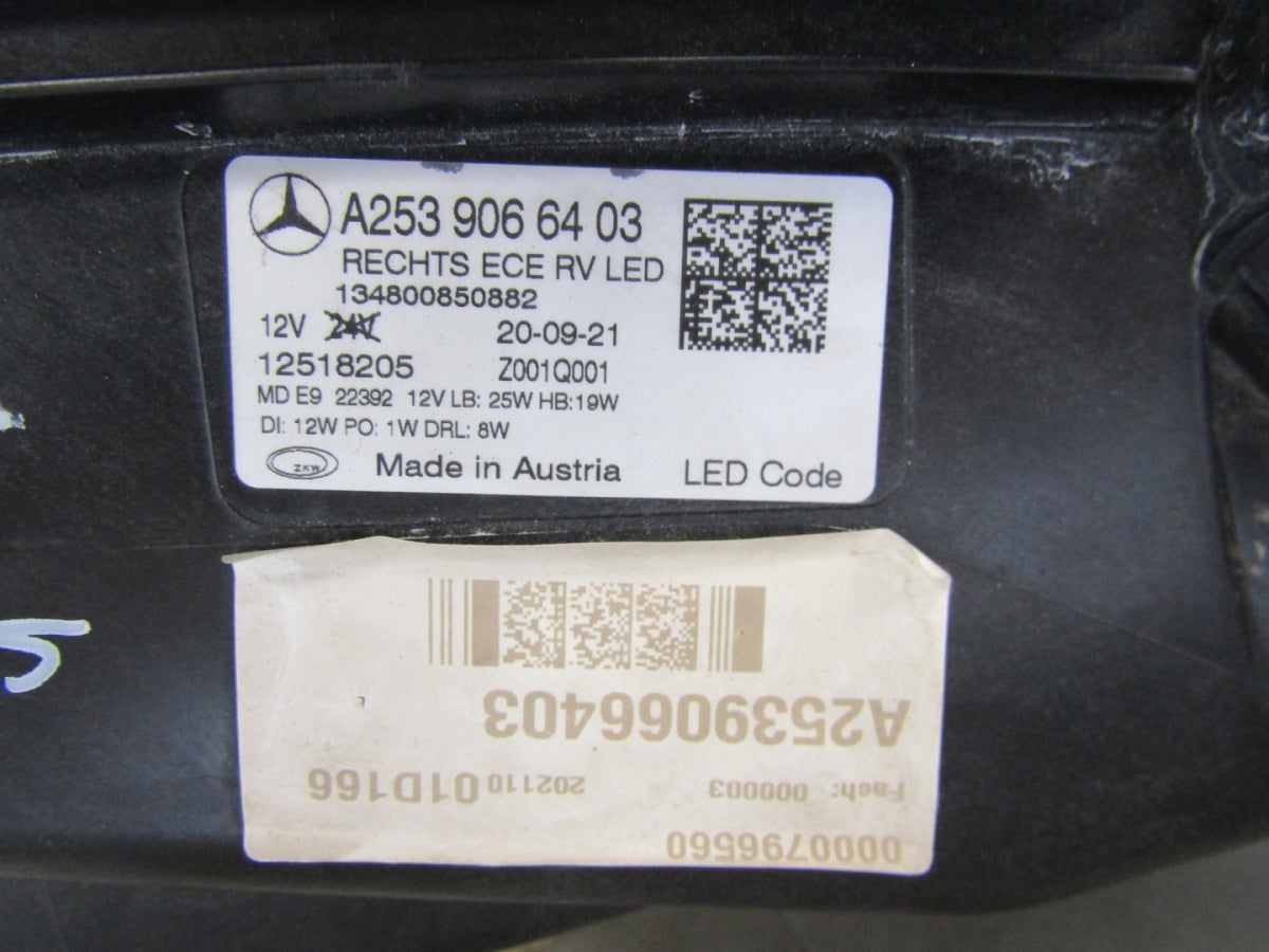 Prednji far MERCEDES GLC W253 LED HIGH PERFORMANCE LIFT 19- RH A2539066403