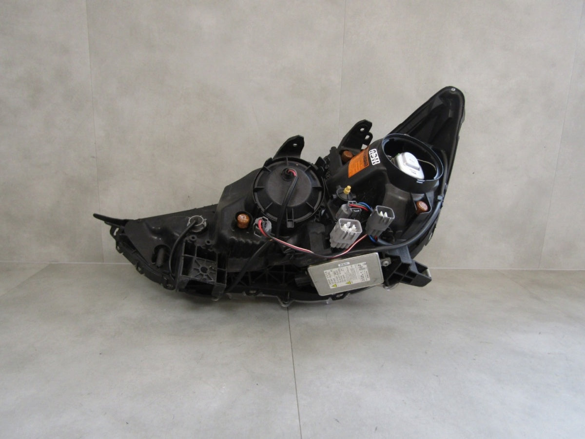 Prednji far MITSUBISHI ASX xenon 10-12 RH desni crni
