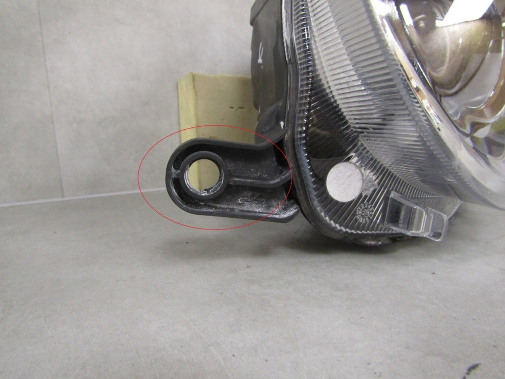Prednji far FIAT 500 LIFT halogen sa sočivom 15- LH lijevi
