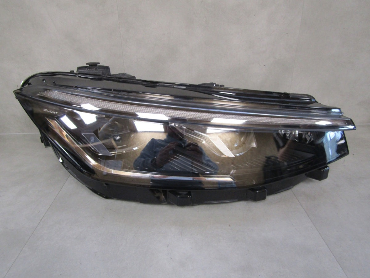 Prednji far VW Passat B9 FULL LED TOP IQ LIGHT 23- RH desni 3J1941036