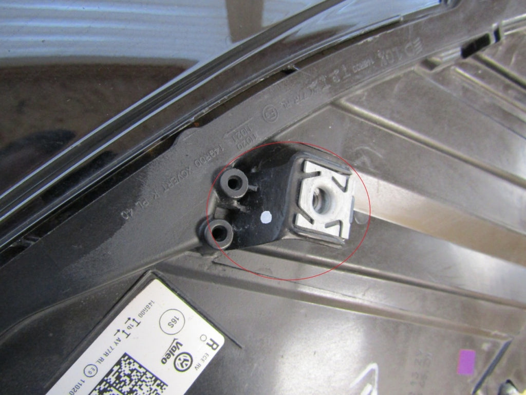 Prednji far VW Passat B9 FULL LED TOP IQ LIGHT 23- RH desni 3J1941036