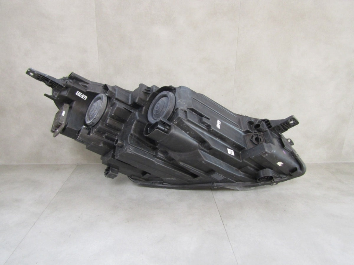 Prednji far FORD KUGA MK3 halogen sa sočivom LH lijevi 19-24 LV4B-13W030-AF