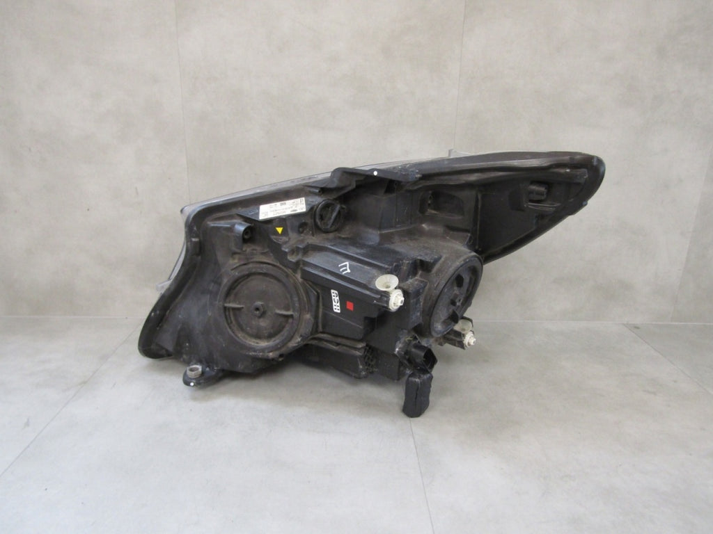 Prednji far MERCEDES V klasa W447 halogen RH desni 14- A4479067800