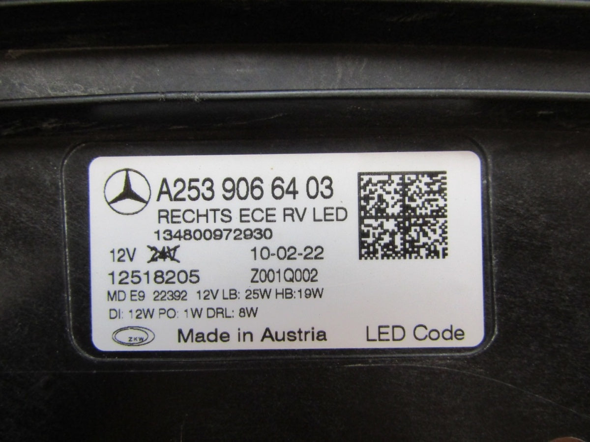 Prednji far MERCEDES GLC W253 LED HIGH PERFORMANCE LIFT 19- RH A2539066403
