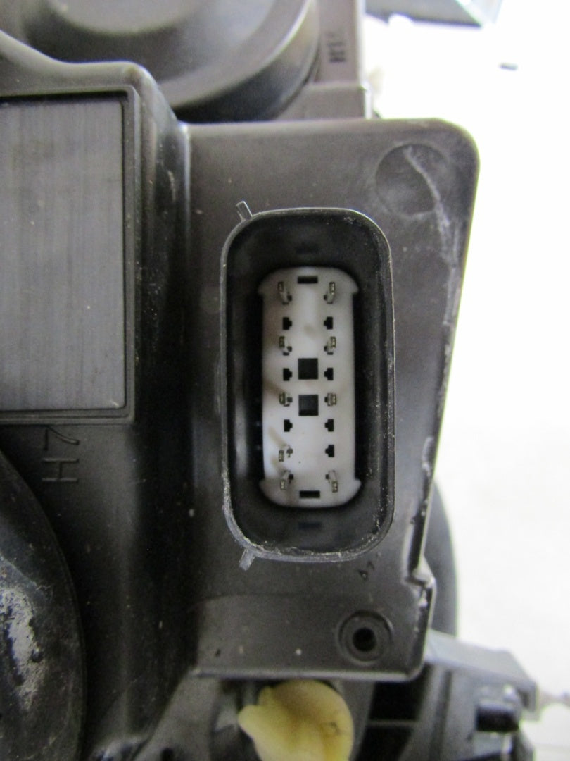 Prednji far FORD TRANSIT COURIER halogen 14- LH JT76 13W030 AD