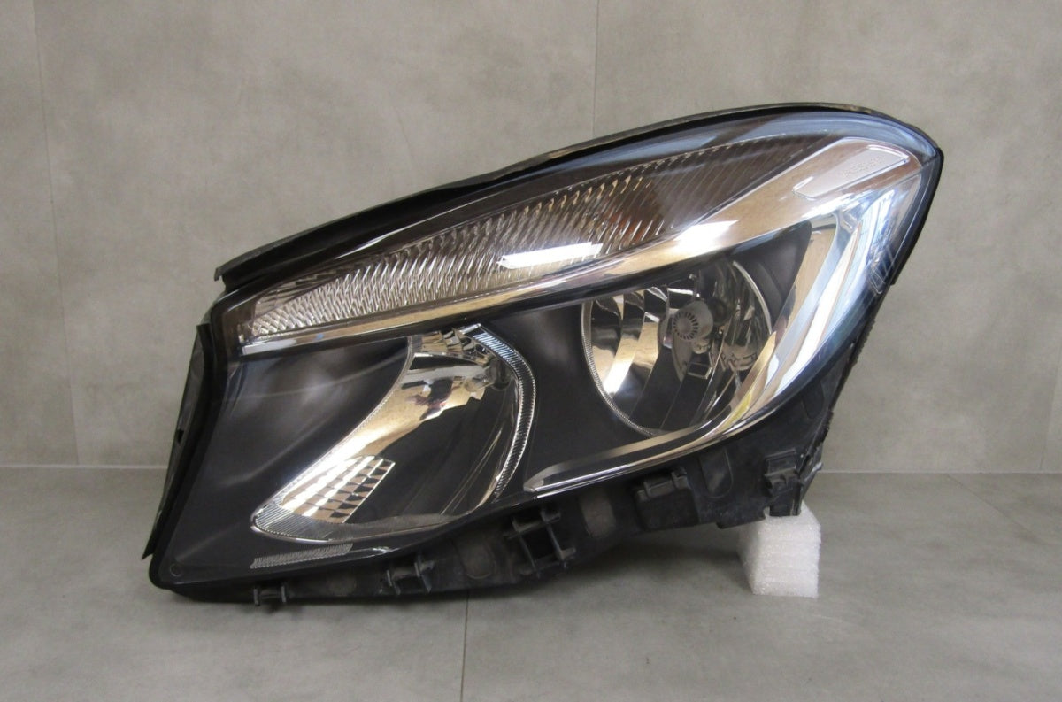 Prednji far MERCEDES GLA 156 halogen LH lijevi 14-17 A1569061100