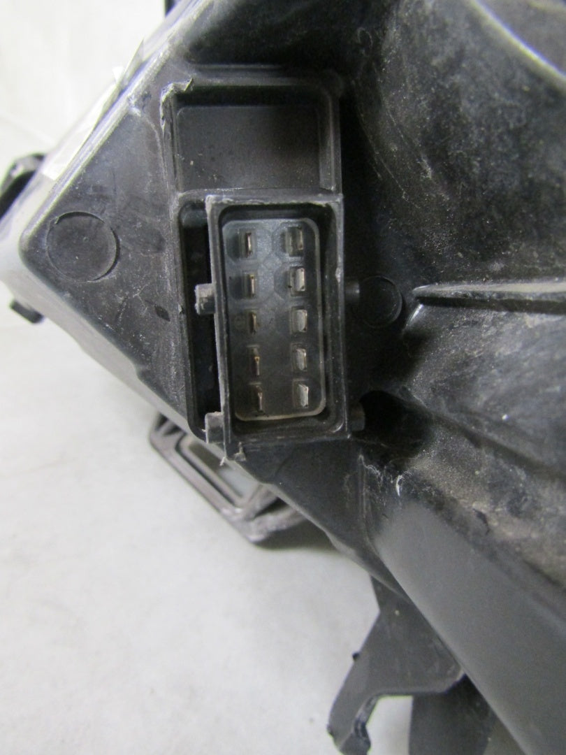 Prednji far OPEL MERIVA B LIFT halogen 13-17 RH desni 13372320
