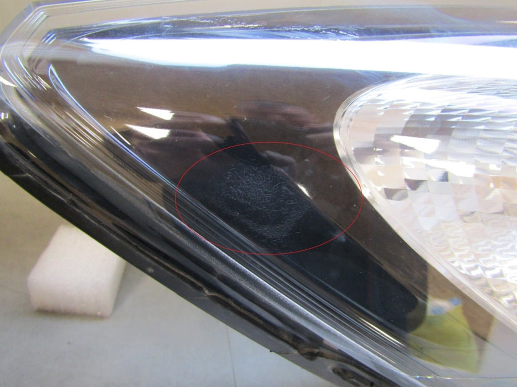 Prednji far OPEL MERIVA B LIFT halogen 13-17 RH desni 13372320