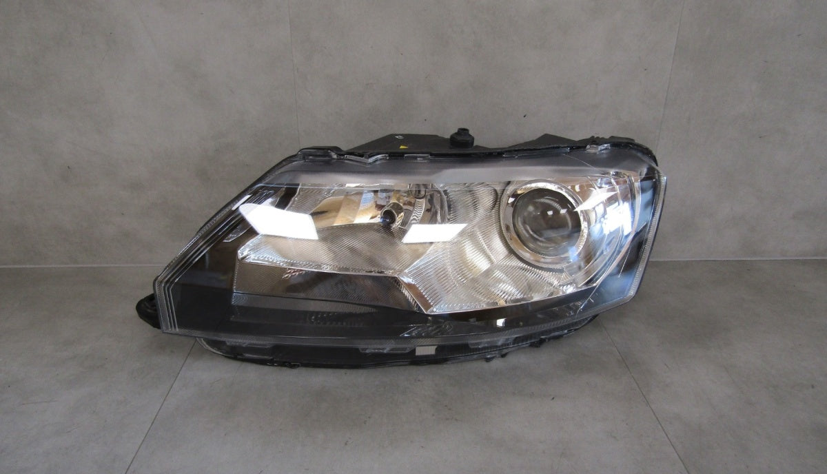 Prednji far SKODA RAPID xenon 12-16 LH lijevi 5JB941015A