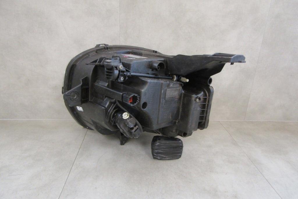 Prednji far Nissan Juke II 2 F16 Full LED RH desni 19- 260106PM0A