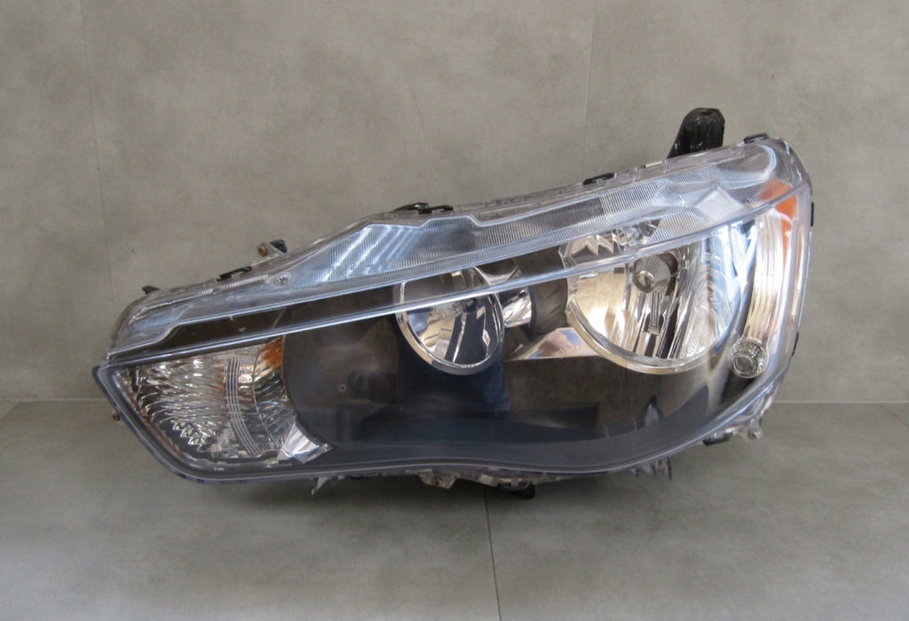 Prednji far MITSUBISHI LANCER 8 X halogen LH 07-