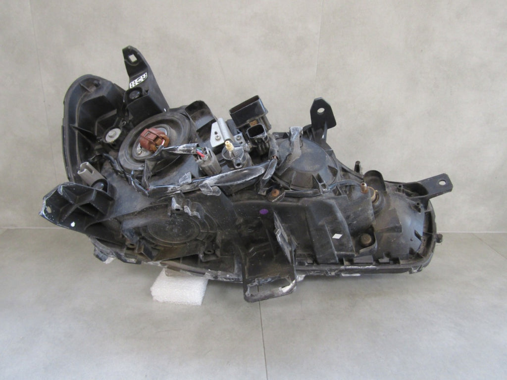 Prednji far MITSUBISHI LANCER 8 X halogen LH 07-
