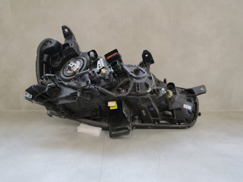 Prednji far MITSUBISHI LANCER 8 VIII halogen LH 07-