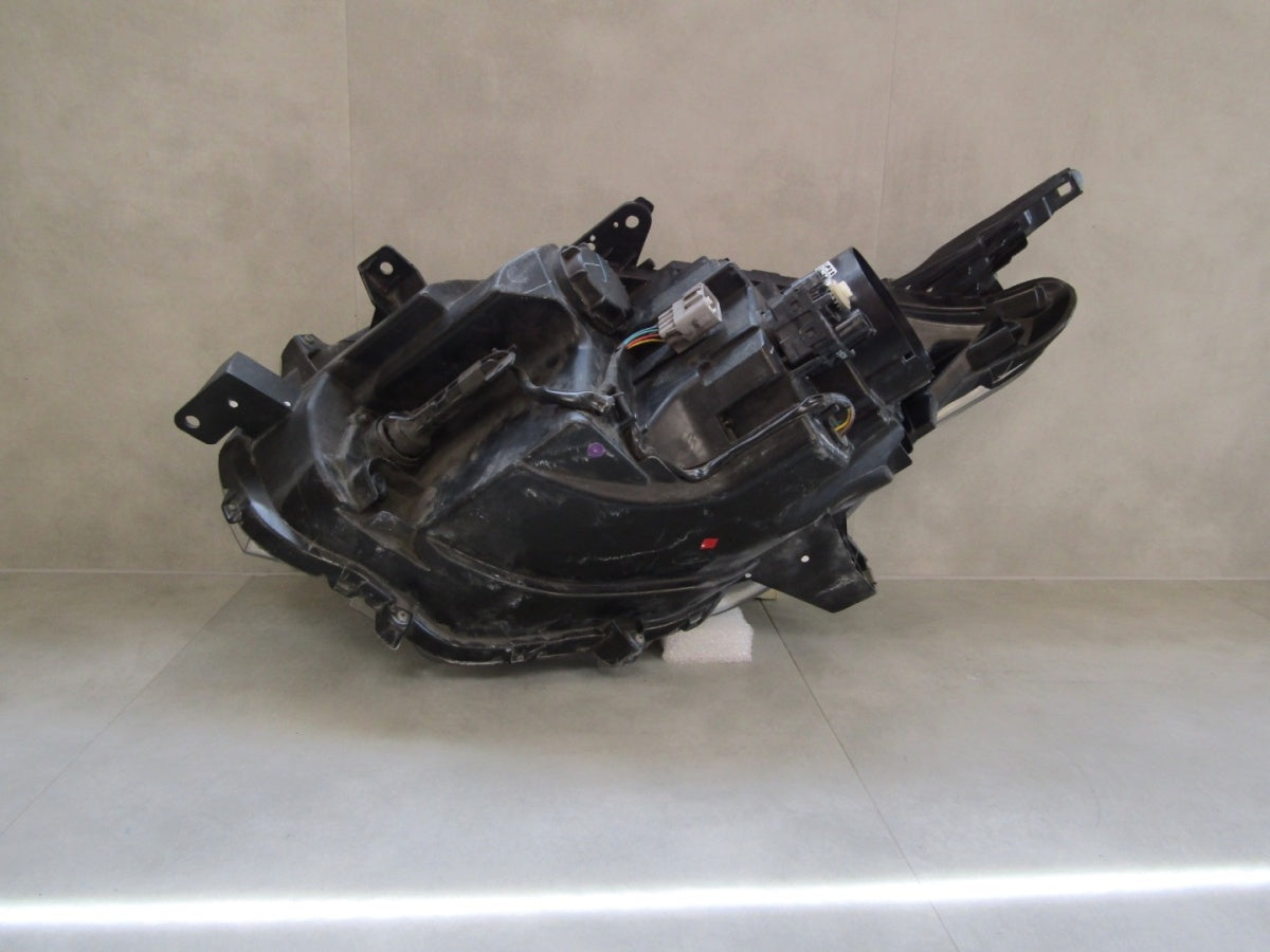 Prednji far MITSUBISHI L200 V xenon nezakretni 15-19 RH