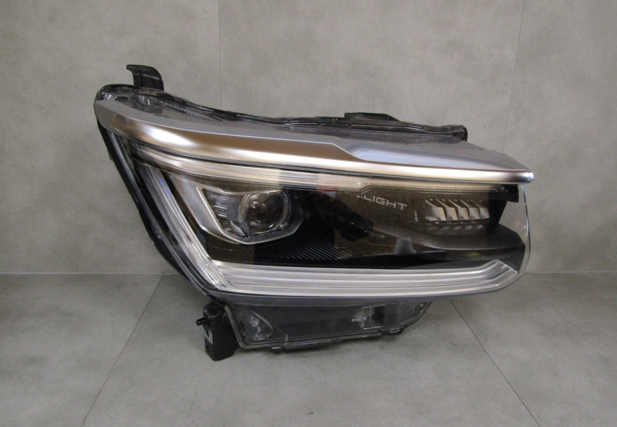 Prednji far VOLKSWAGEN AMAROK II 2 FULL LED IQ LIGHT 22- RH desni N1XB-13E016-A