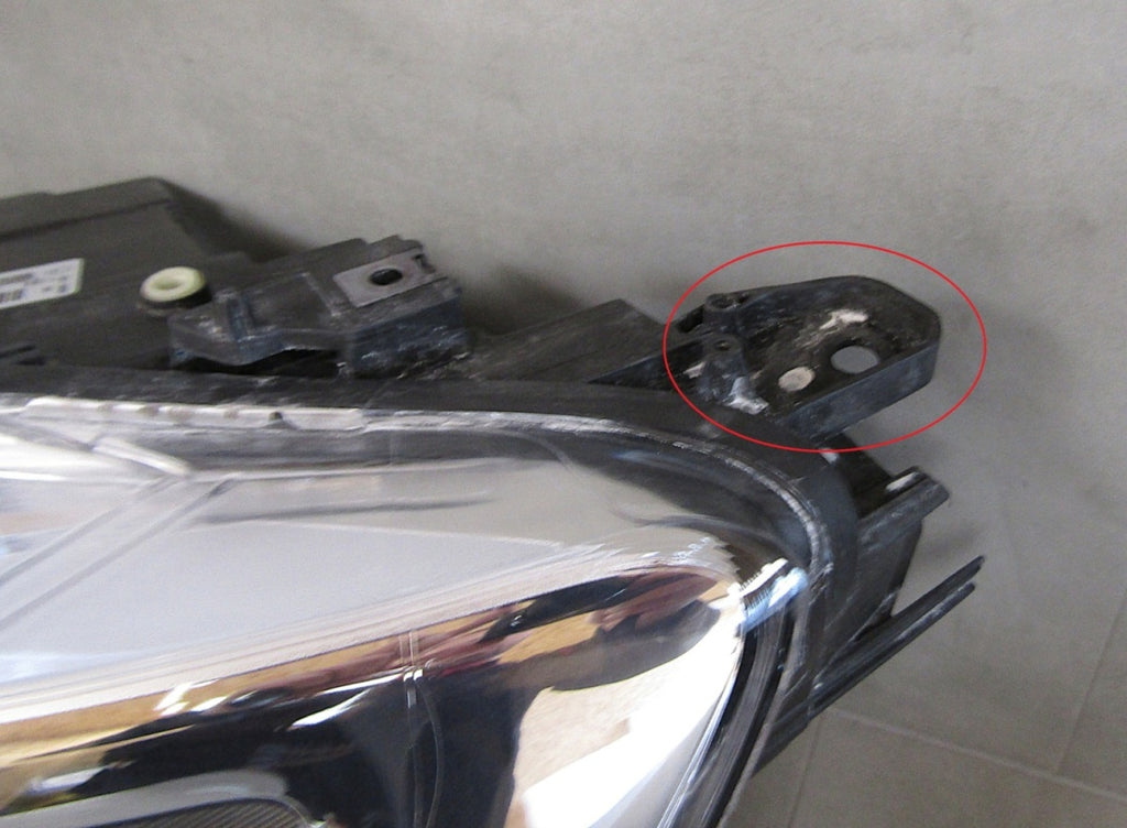 Prednji far OPEL COMBO E IV halogen LH lijevi 18- 9816825580