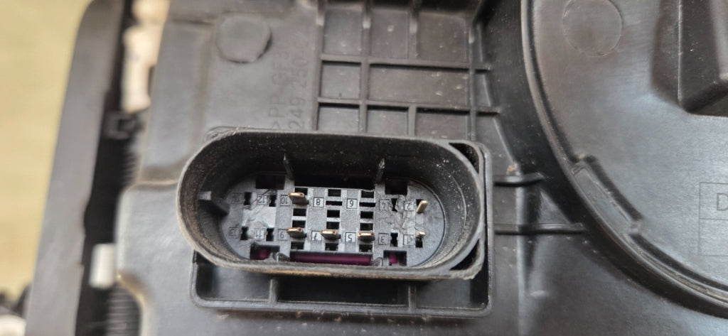 Prednji far Mercedes GLE W167 LIFT FULL LED MULTIBEAM 23- RH desni 1679067804