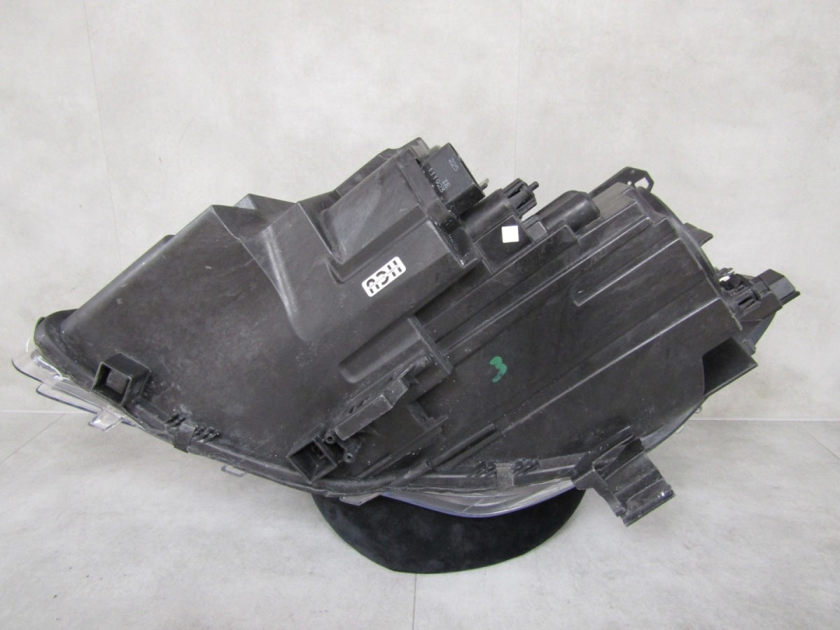 Prednji far Mercedes CLA W117 LIFT halogen 16-19 RH desni A1178200461