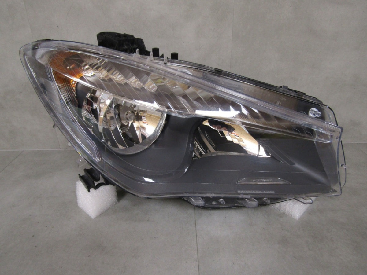 Prednji far Mercedes CLA W117 LIFT halogen 16-19 RH desni A1178200461