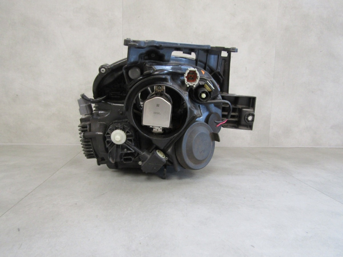 Prednji far NISSAN JUKE I LIFT F15 LH lijevi xenon 14-19