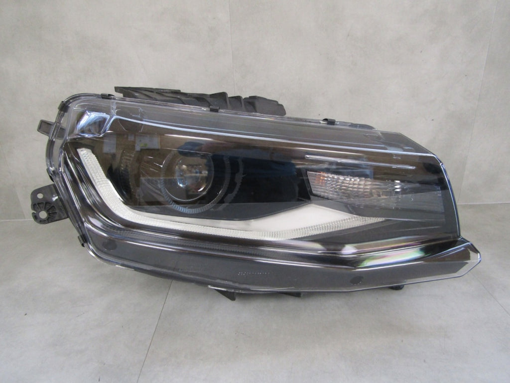 Prednji far CHEVROLET CAMARO 6 VI KSENON+LED RH desni 16-19 (dwie przetwornice)