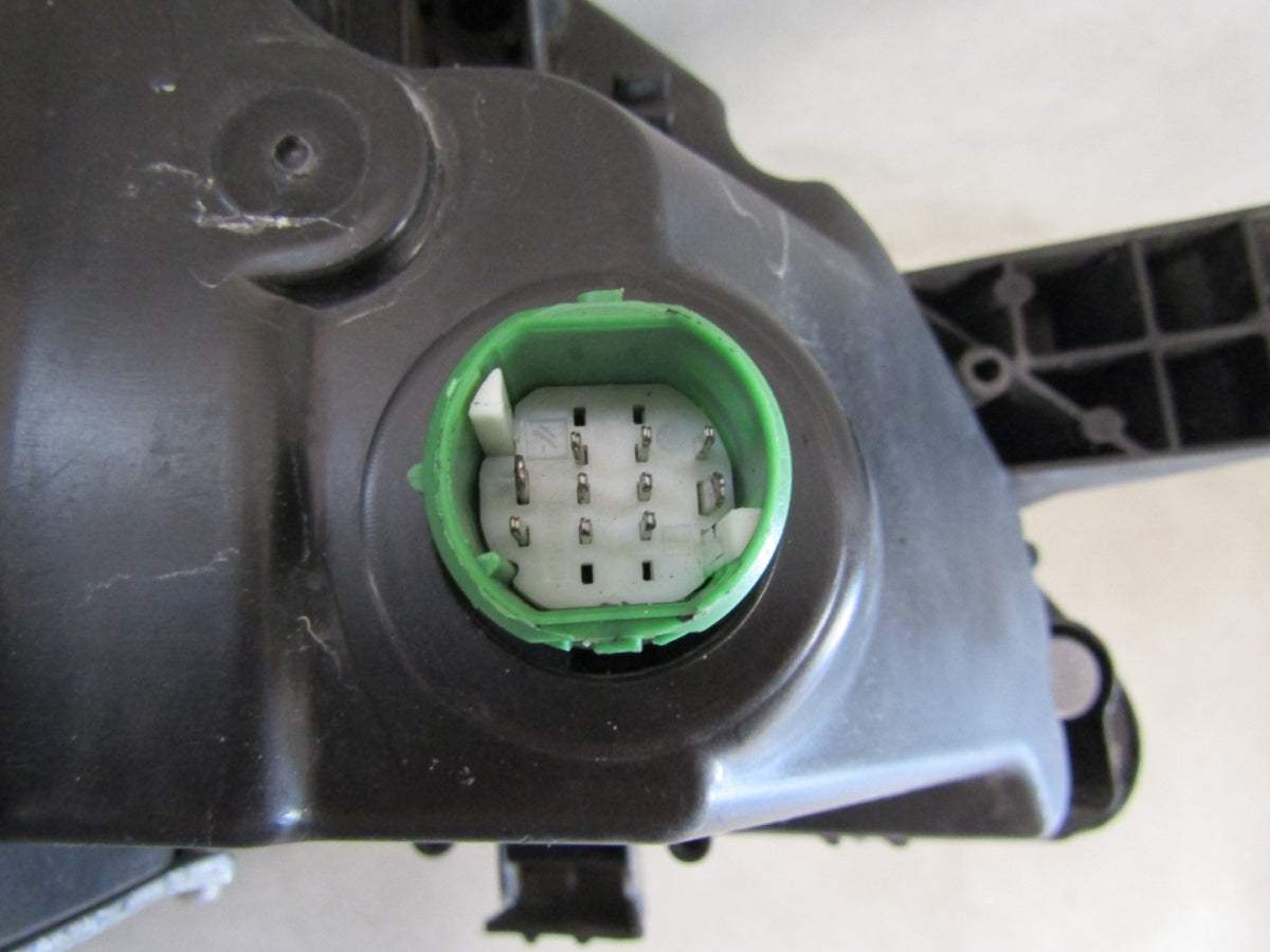 Prednji far FIAT DUCATO BOXER JUMPER LIFT halogen Z LED 14- LH lijevi 1394430080
