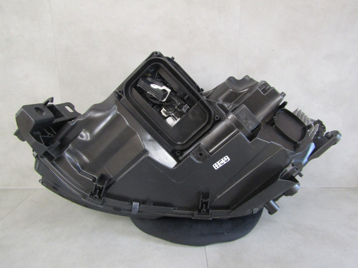 Prednji far Mercedes GLE W166 166 Lift Full LED ILS 15-19 RH desni A1669062203