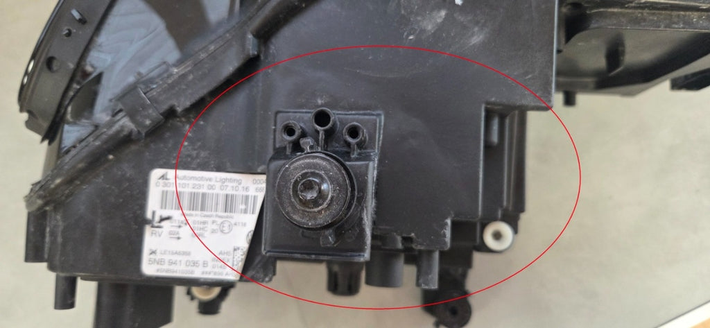 Prednji far VOLKSWAGEN TIGUAN II LED 15-20 lijevi LH 5NB941035B