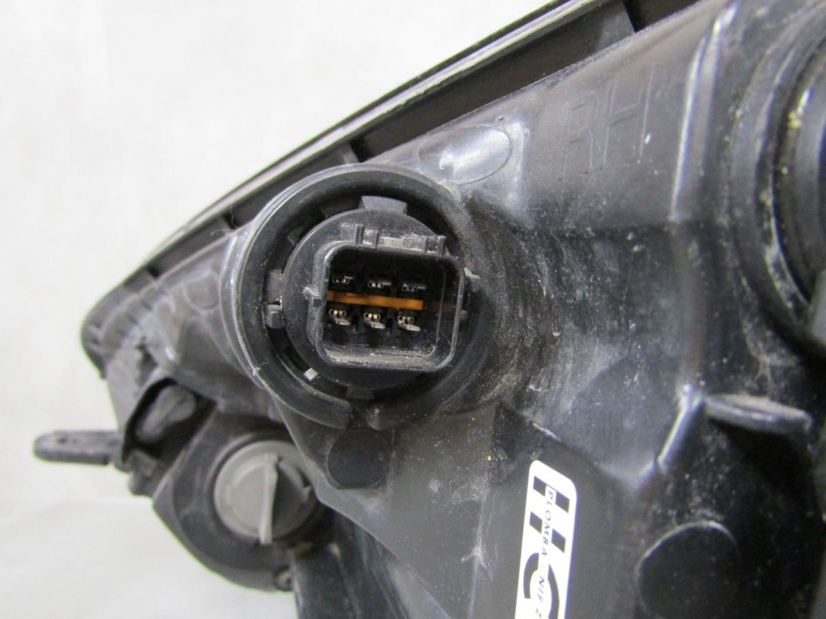 Prednji far KIA PICANTO 2 II halogen 11-17 RH desni