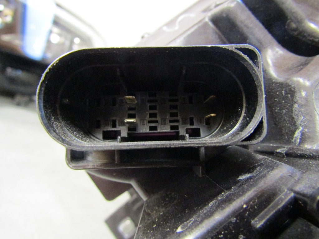 Prednji far MERCEDES B klasa W247 LIFT FULL LED MULTIBEAM 23- RH desni A2479061404