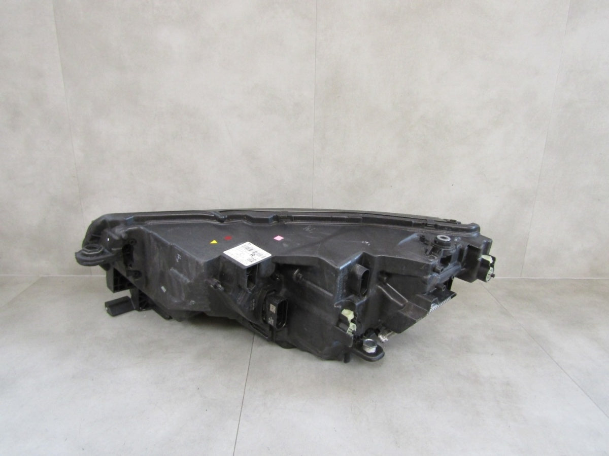 Prednji far SKODA OCTAVIA IV LIFT LED RH desni 24- 5E4941010