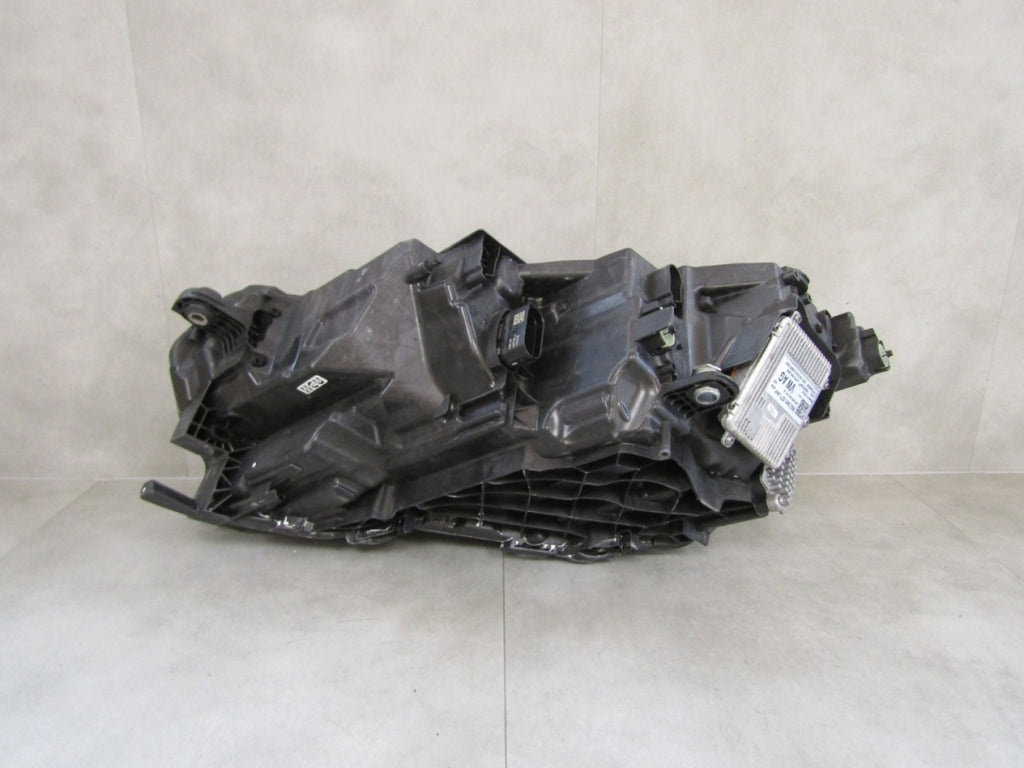Prednji far SKODA OCTAVIA IV LIFT LED RH desni 24- 5E4941010