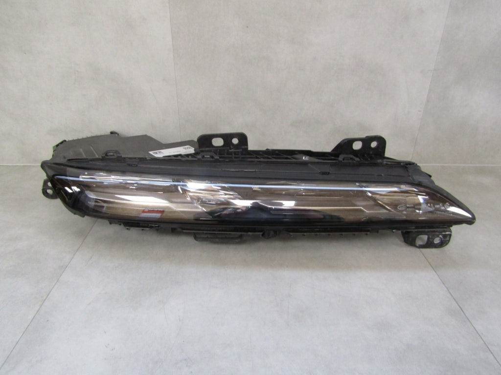 Prednji far BMW 7 G70 LED DRL SVAROWSKI RH desni 22- 5A9CF86-04