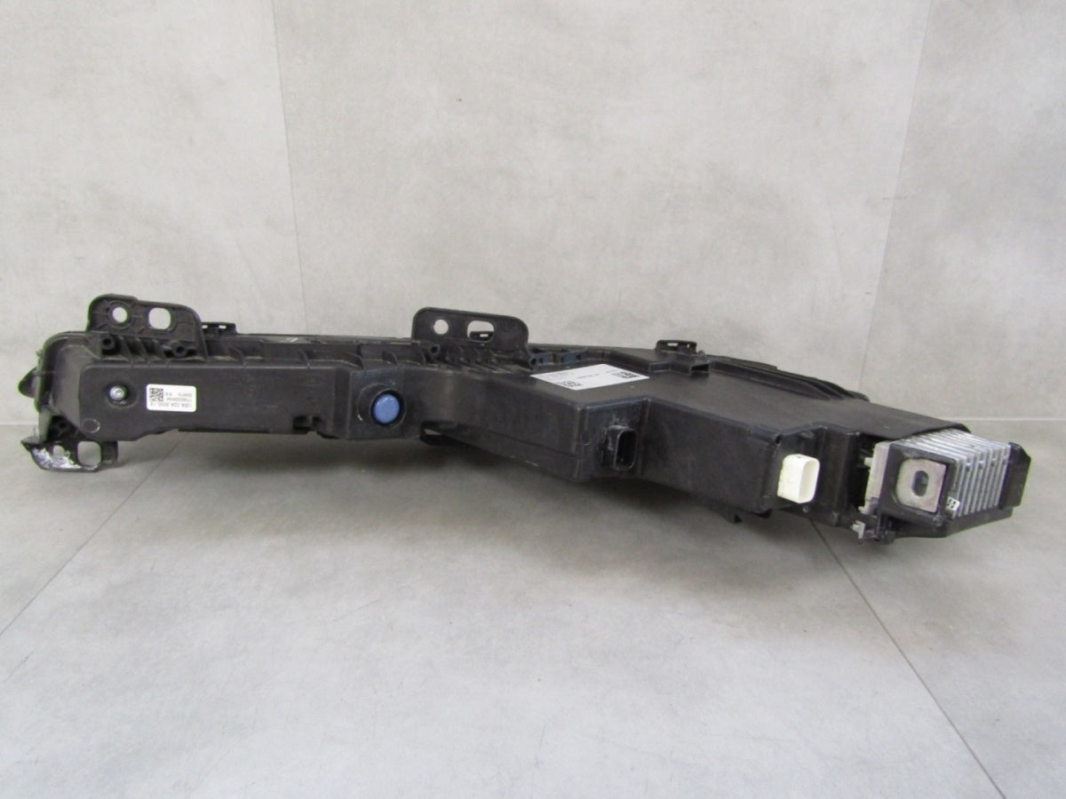 Prednji far BMW 7 G70 LED DRL SVAROWSKI RH desni 22- 5A9CF86-04