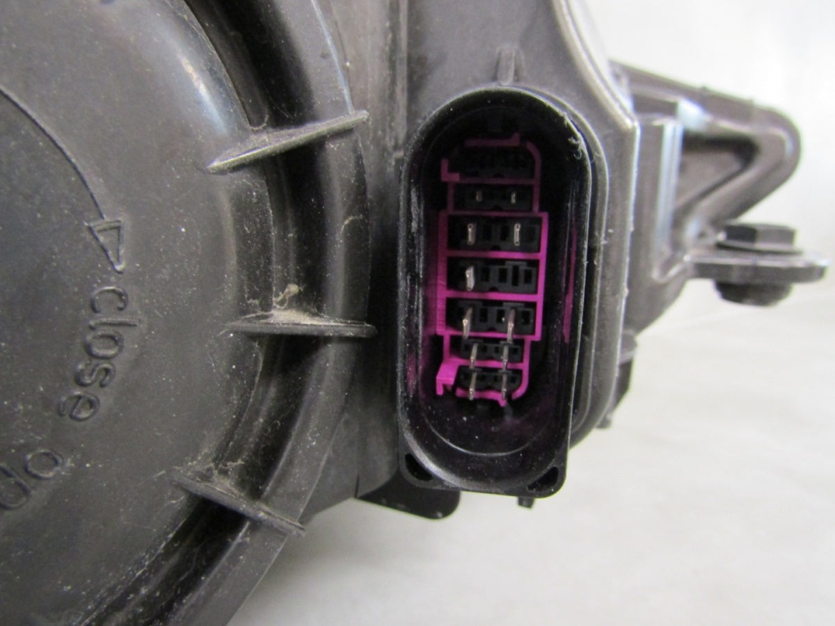 Prednji far AUDI A3 8V0 8V xenon nezakretni 12-16 LH lijevi 8V0941005