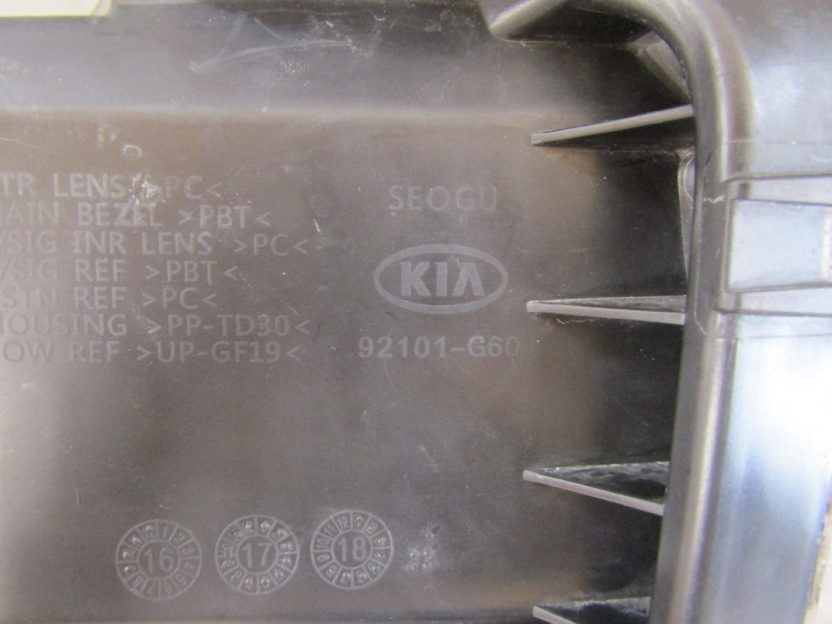 Prednji far KIA PICANTO 3 III halogen 17-20 LH lijevi