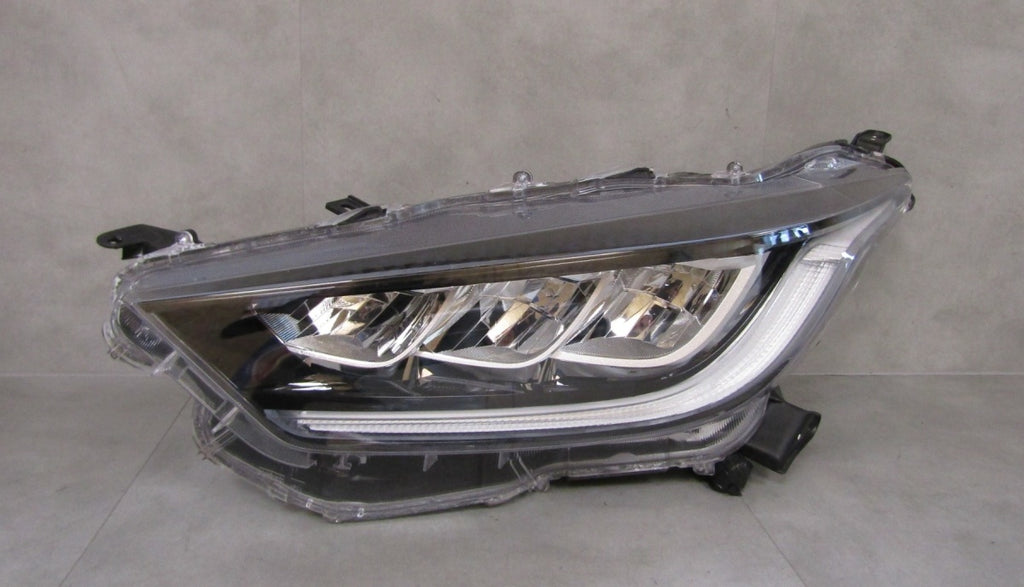Prednji far TOYOTA YARIS IV 4 LED LH lijevi 20-
