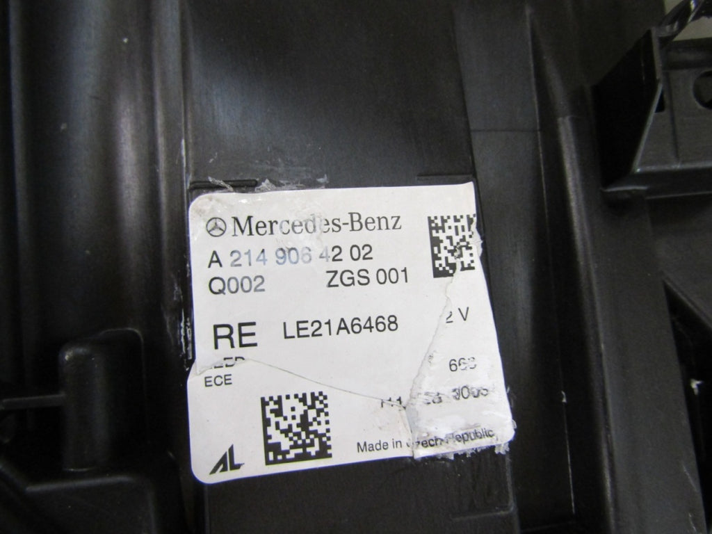 Prednji far MERCEDES E klasa W214 FULL LED DIGITAL LIGHT 23- RH A2149064202