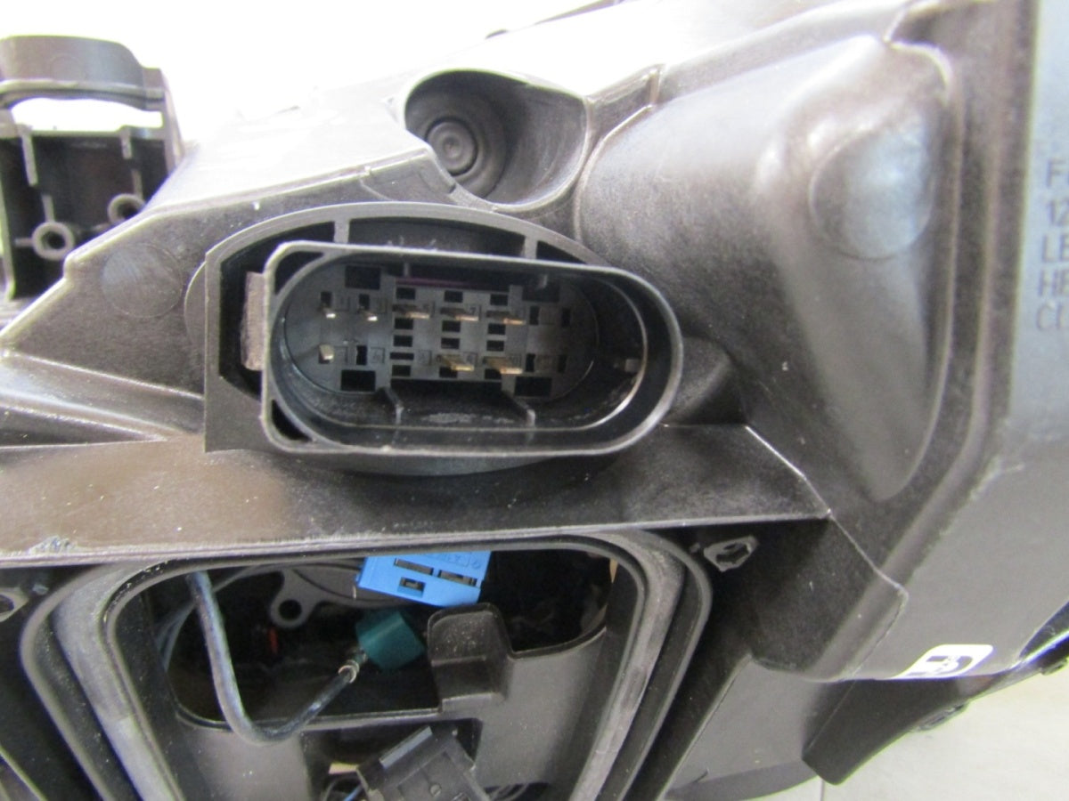 Prednji far MERCEDES E klasa W214 FULL LED DIGITAL LIGHT 23- RH A2149064202