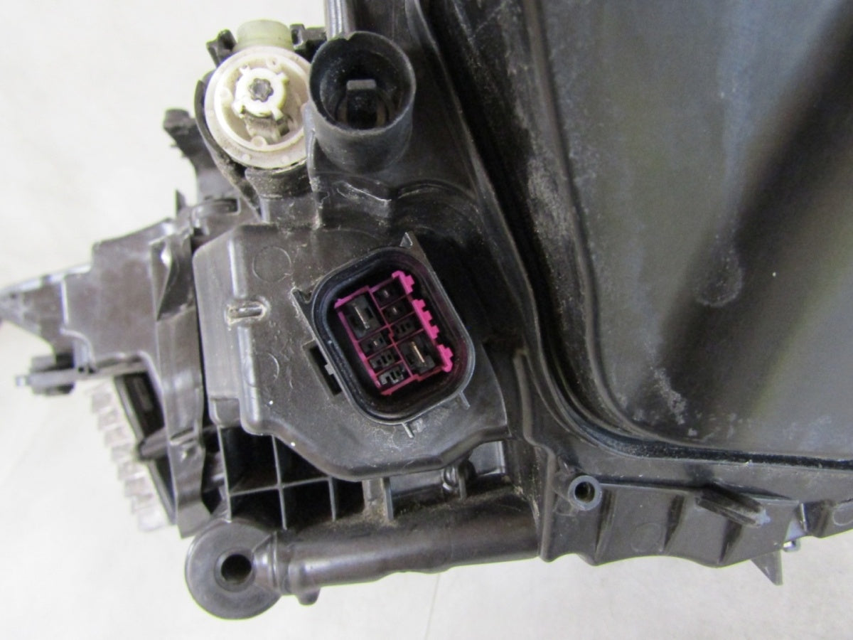 Prednji far AUDI A6 C8 LED 18- RH desni 4K0941034