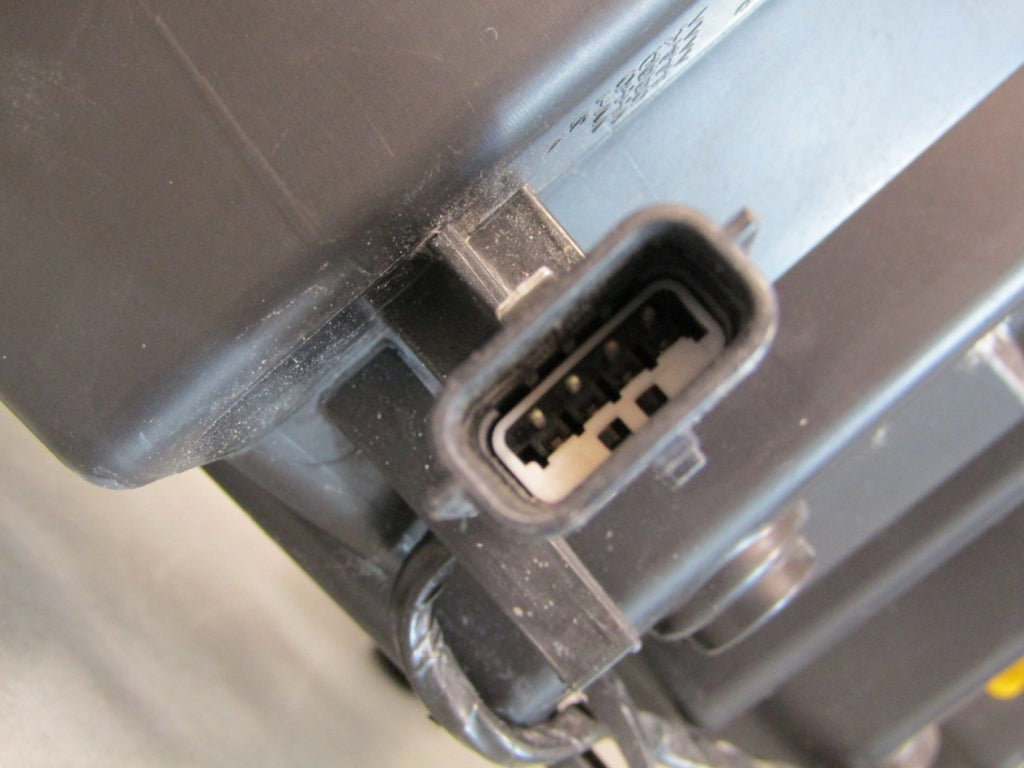 Prednji far DACIA SPRING RH desni LED 21- 266008993R