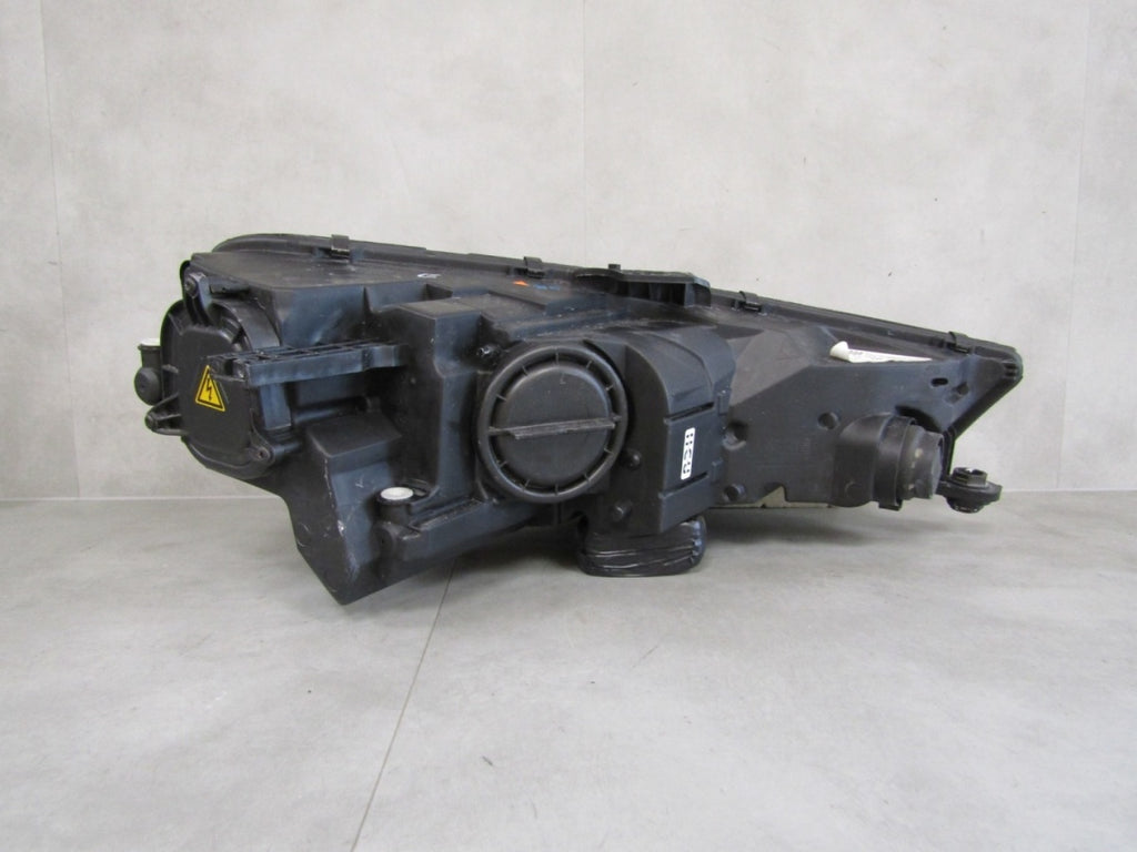 Prednji far AUDI A4 B9 xenon nezakretni 15-19 LH 8W0941084